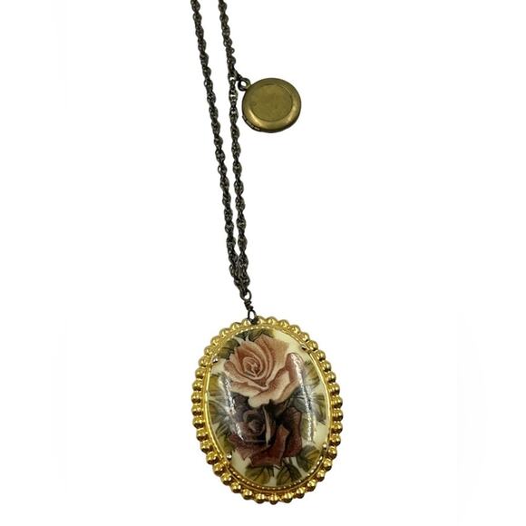 Gold Vintage Inspired Flower Cameo Victorian Delicate Chain Locket Necklace - Picture 6 of 8
